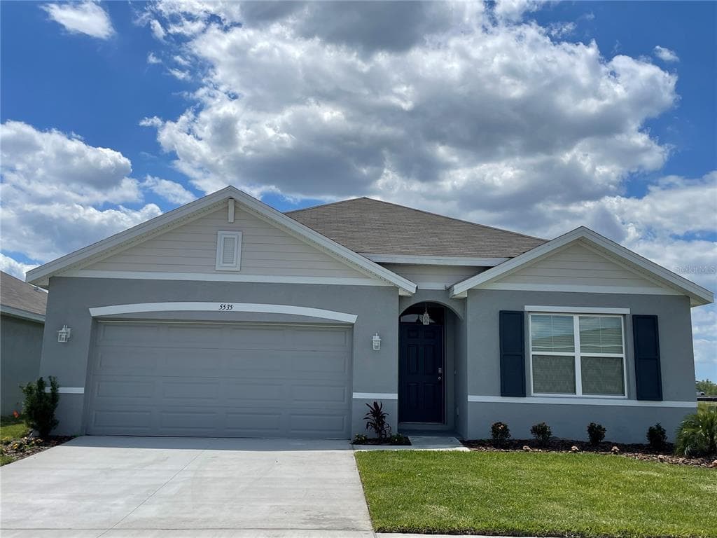 5535 HOLLINGWORTH TRAIL WESLEY CHAPEL, FL 33545