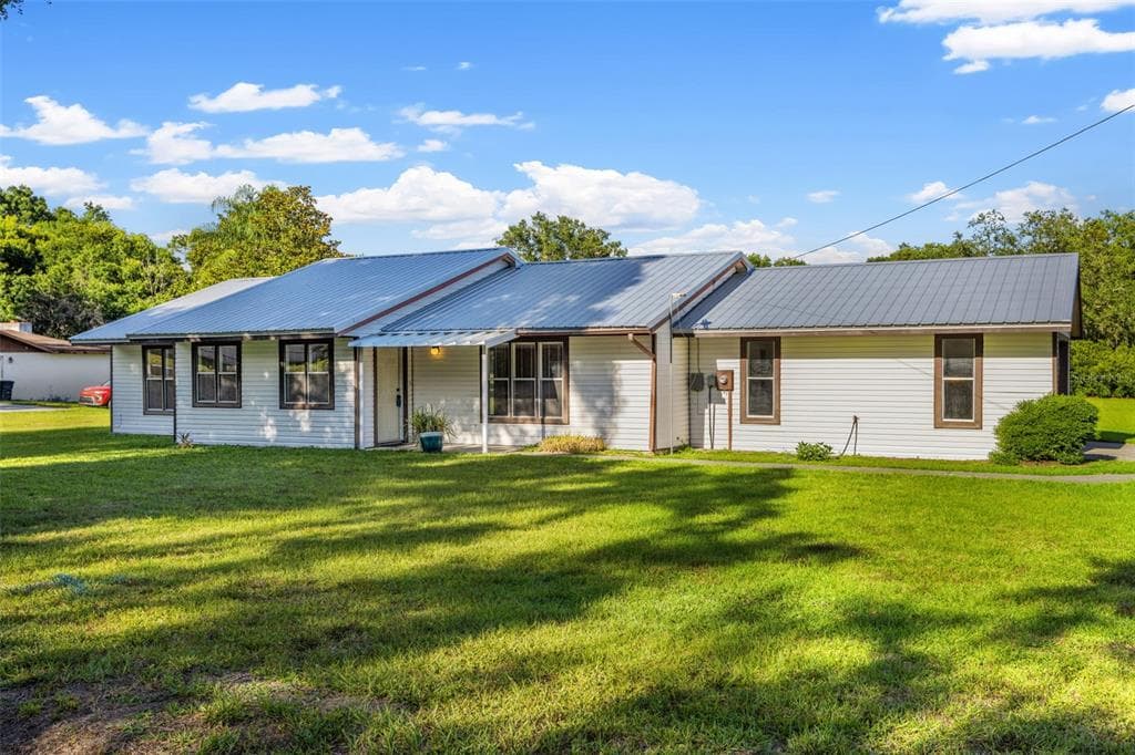 7528 CHENKIN ROAD ZEPHYRHILLS, FL 33540