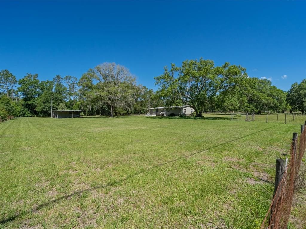 13217 DOUGLAS ROAD DADE CITY, FL 33525
