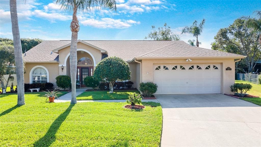 5605 HEREFORD DRIVE NEW PORT RICHEY, FL 34655