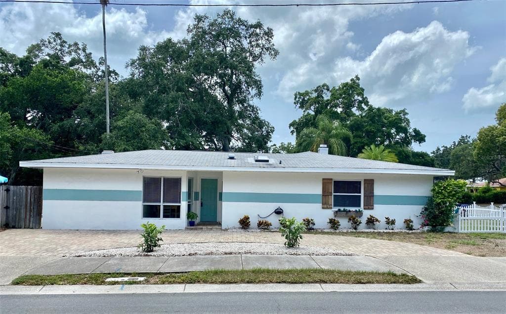 759 WILKIE STREET DUNEDIN, FL 34698