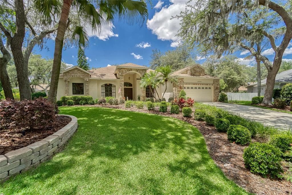 3906 EXECUTIVE CIRCLE PLANT CITY, FL 33566