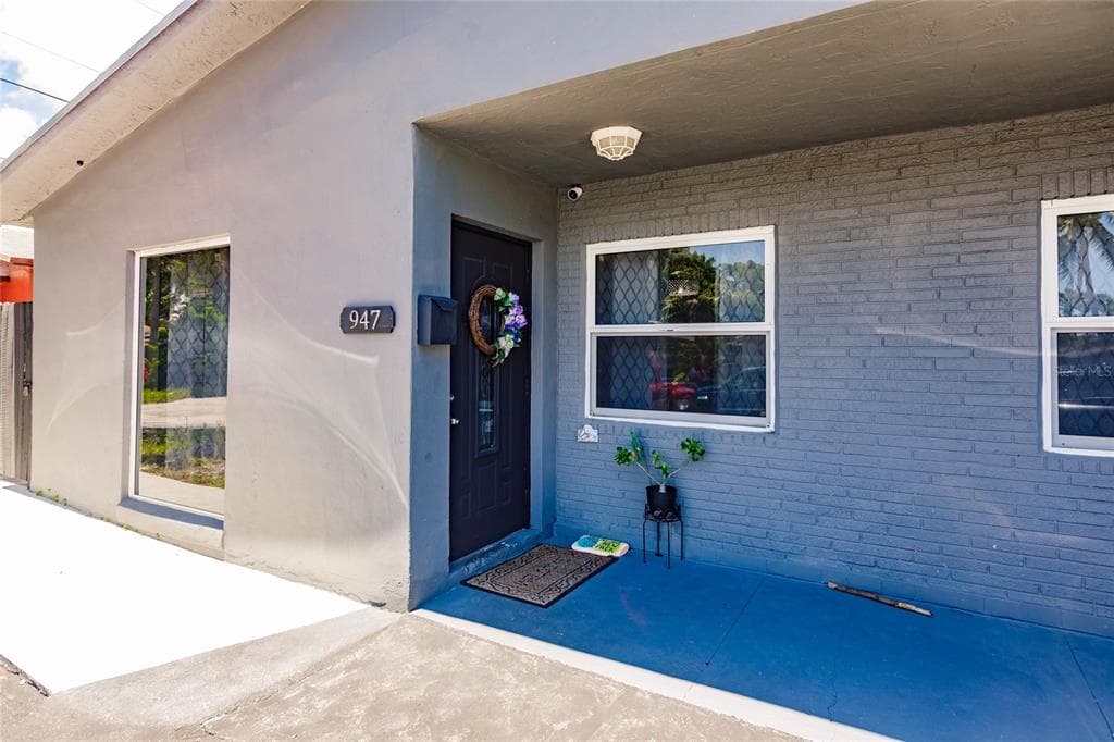 945 SW 16TH STREET UNIT 1-2 FORT LAUDERDALE, FL 33315