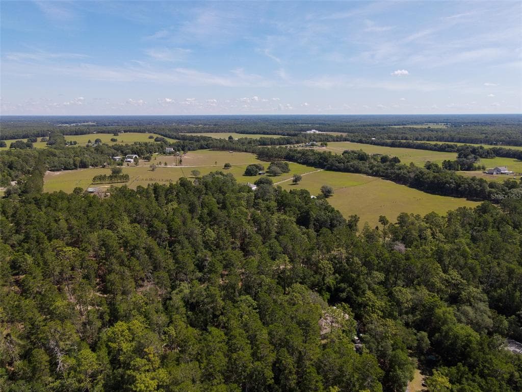 26078 WHIPPERWILL STREET BROOKSVILLE, FL 34601