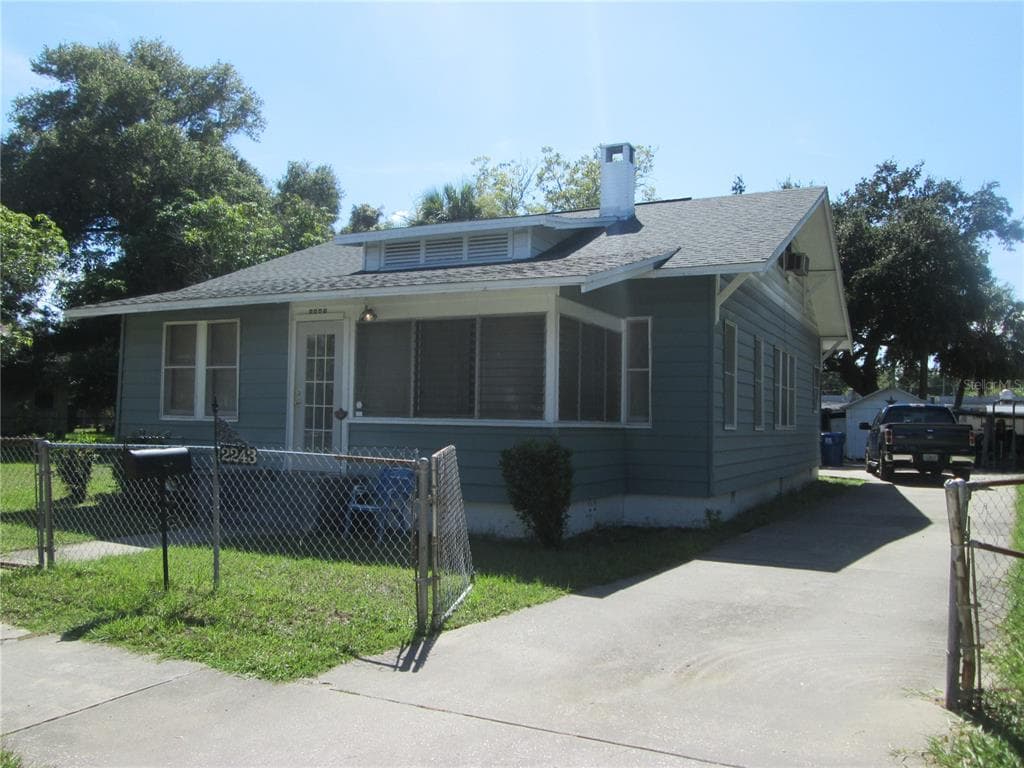 2243 HIGHLAND STREET S ST PETERSBURG, FL 33705
