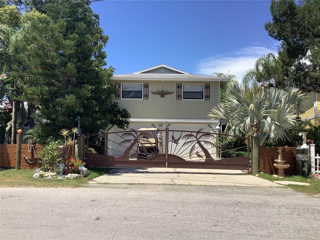 6629 HARBOR DRIVE HUDSON, FL 34667
