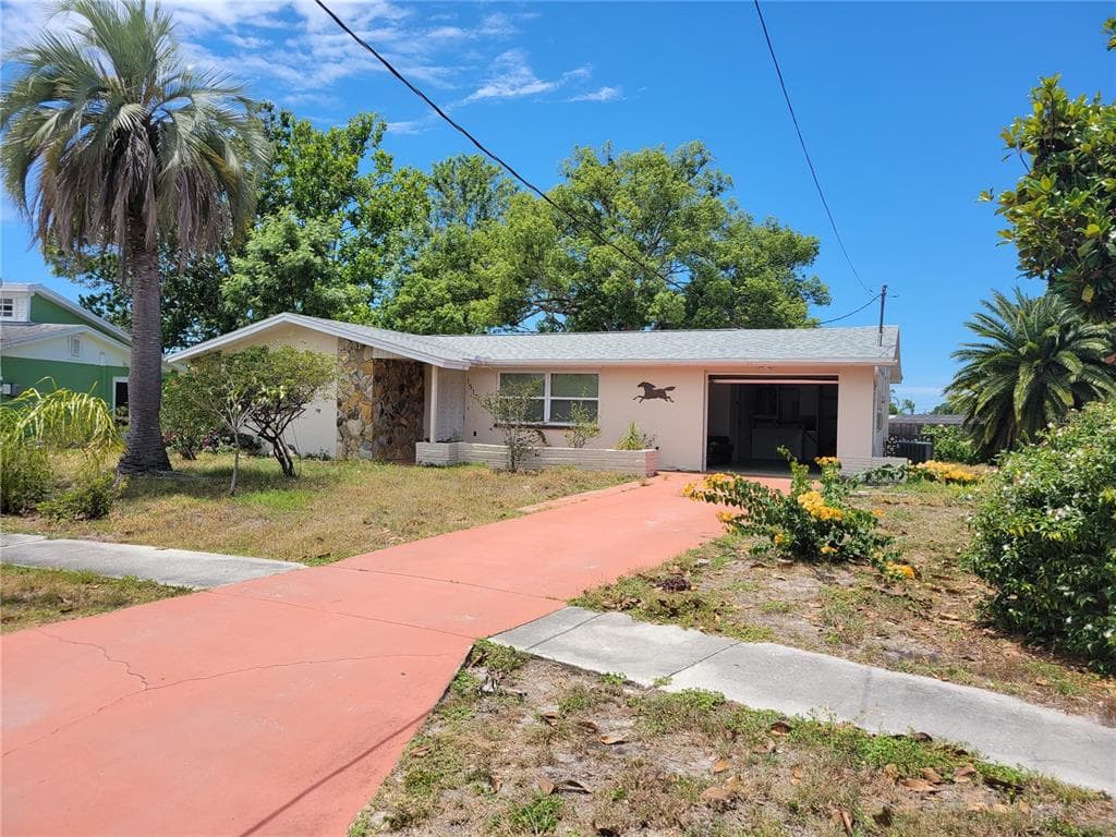 1517 ALAMEDA DRIVE HOLIDAY, FL 34690