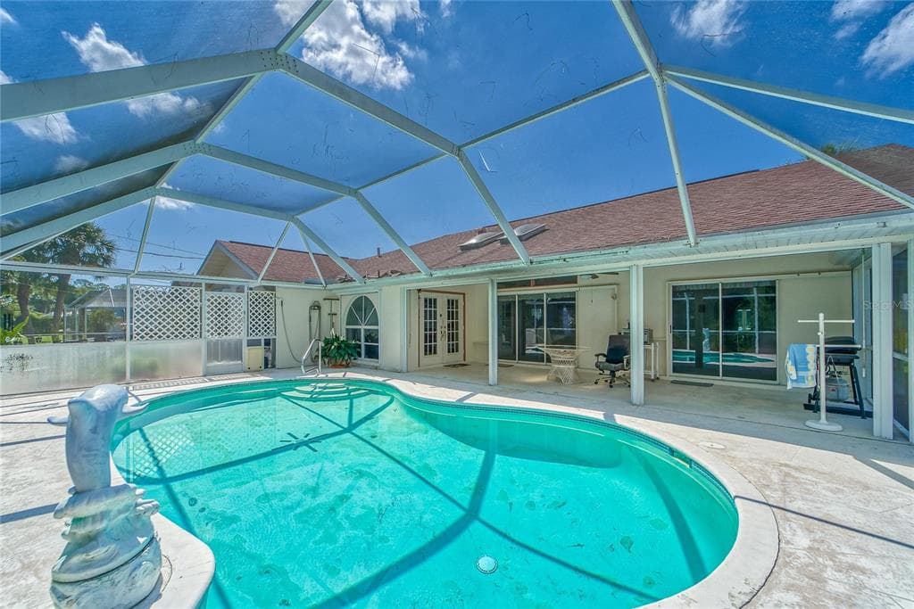 2837 CABARET STREET PORT CHARLOTTE, FL 33948