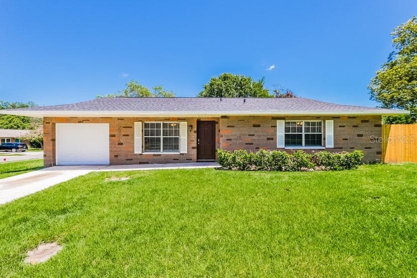 5202 BURR PLACE SEFFNER, FL 33584