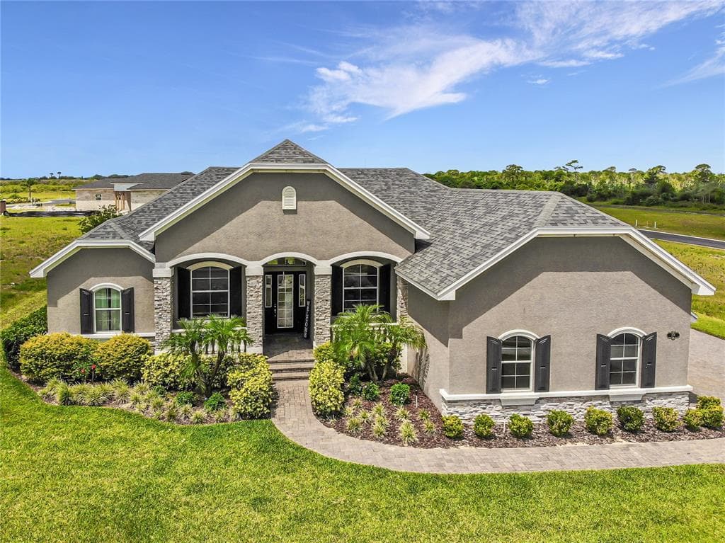 276 SPINNAKER COURT AUBURNDALE, FL 33823