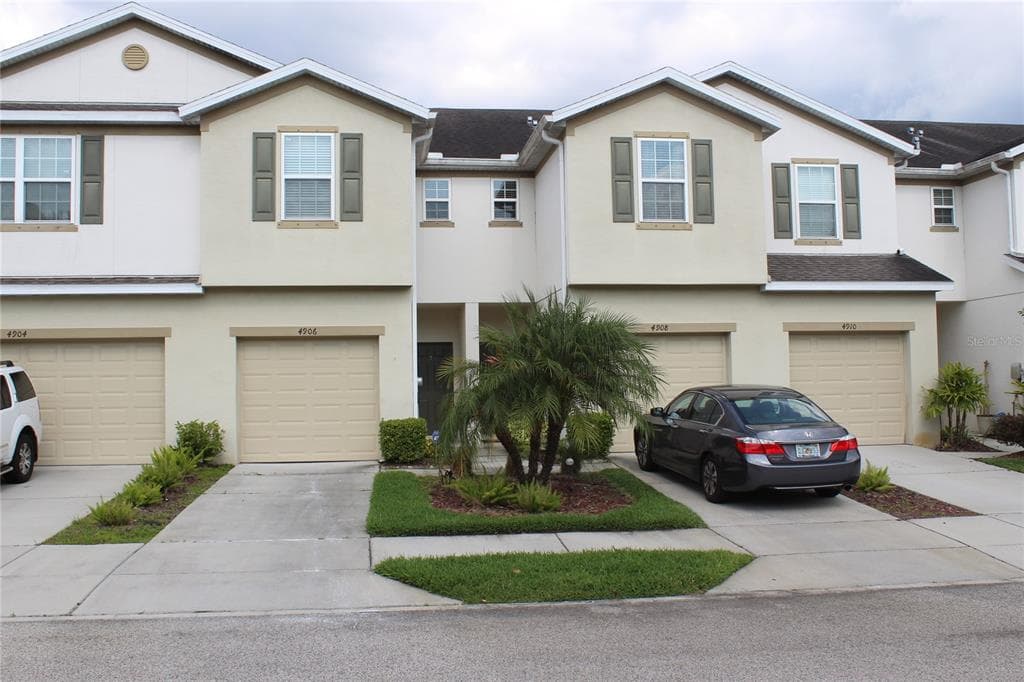 4906 WHITE SANDERLING COURT TAMPA, FL 33619