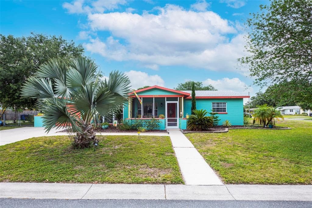 4201 LOCUST STREET NE ST PETERSBURG, FL 33703