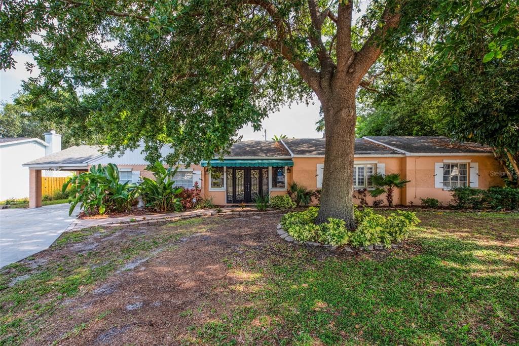 3809 W EL PRADO BOULEVARD