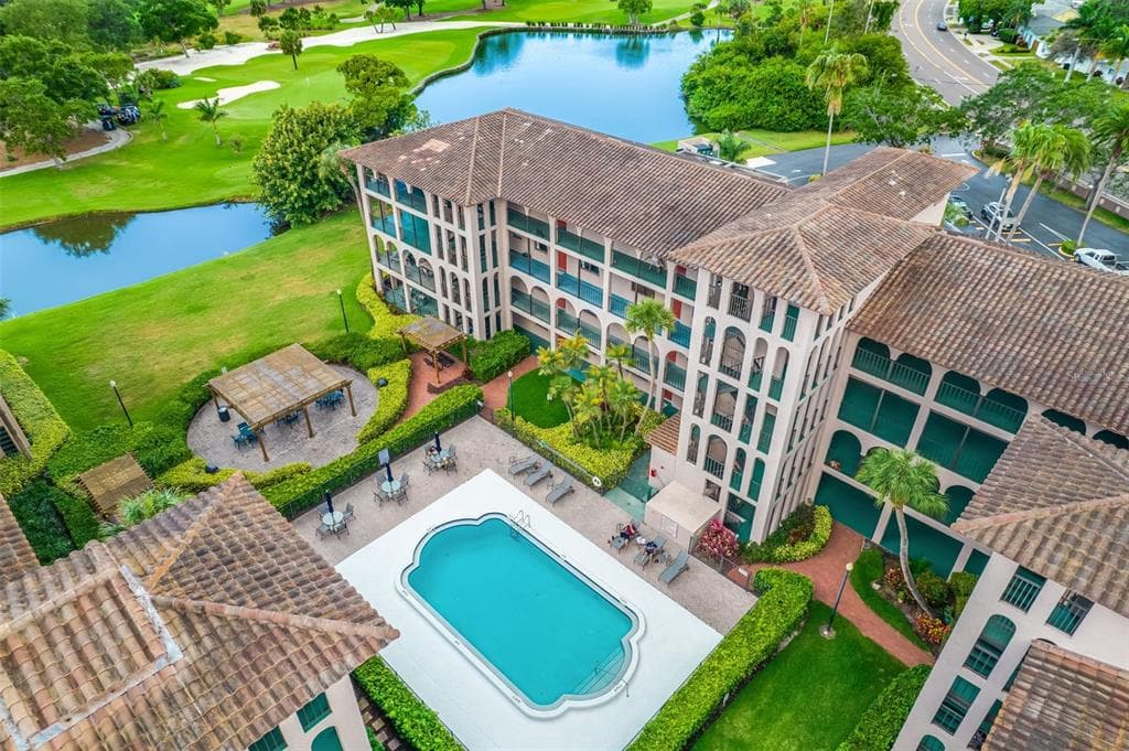 6150 GULFPORT BOULEVARD S UNIT 302 GULFPORT, FL 33707