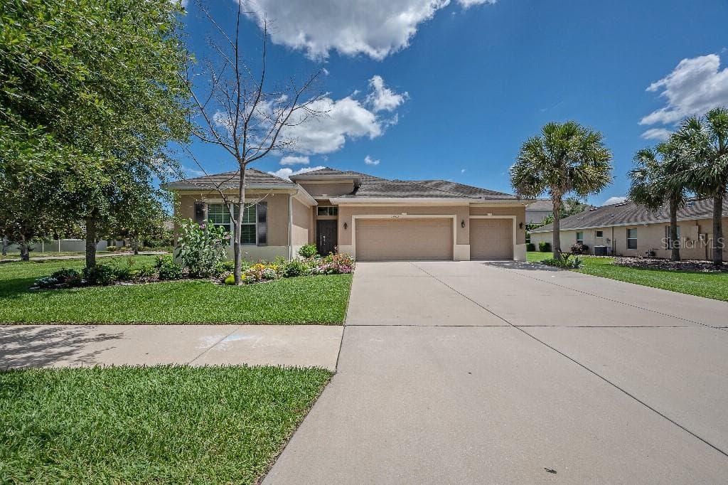 17415 CHELSEA DOWNS CIRCLE LITHIA, FL 33547