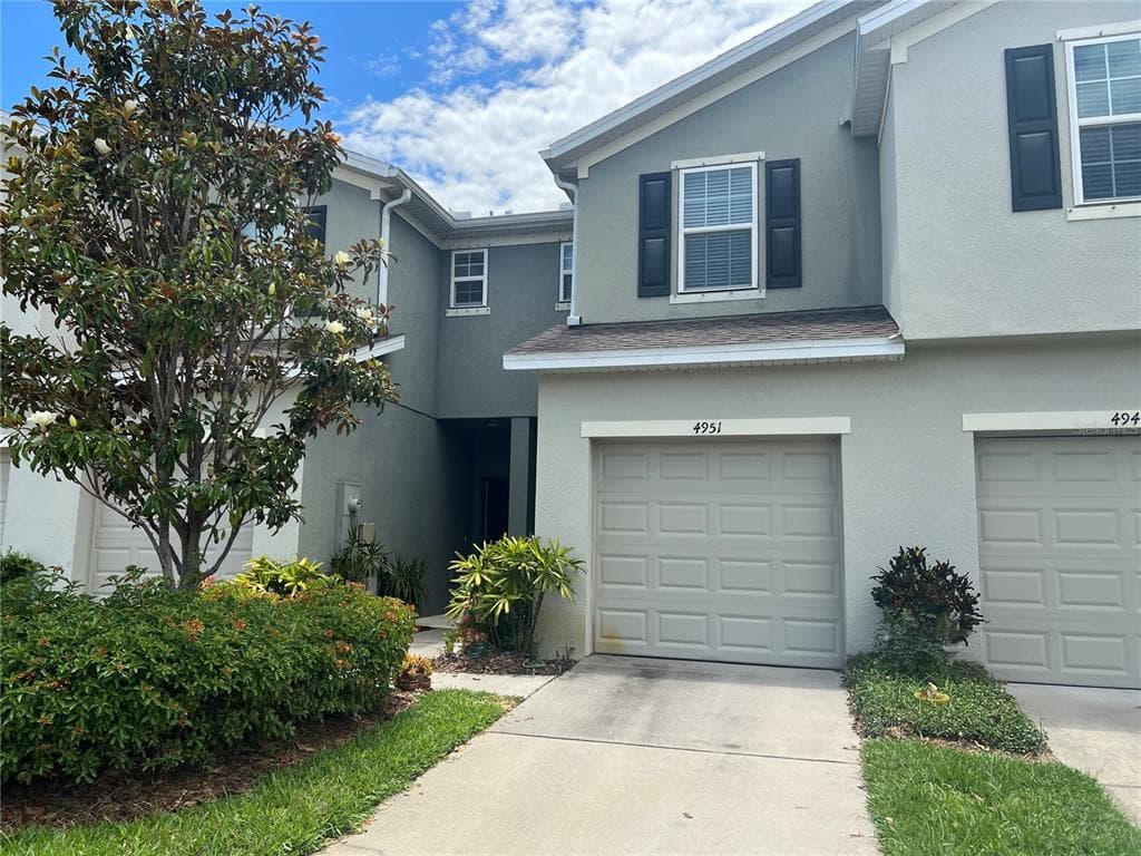 4951 WHITE SANDERLING COURT TAMPA, FL 33619