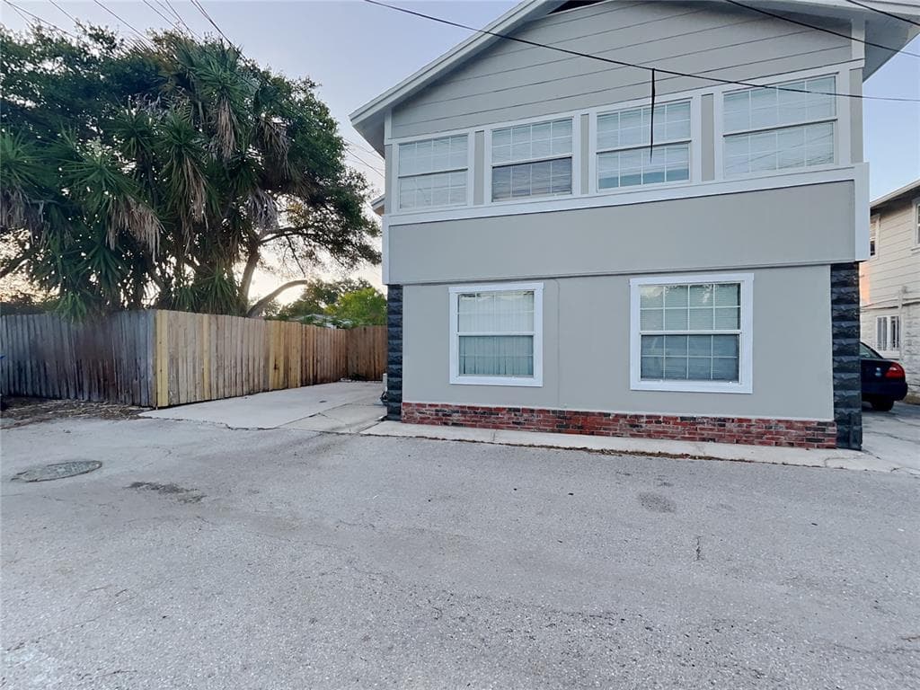 4810 2ND AVENUE N UNIT F ST PETERSBURG, FL 33713