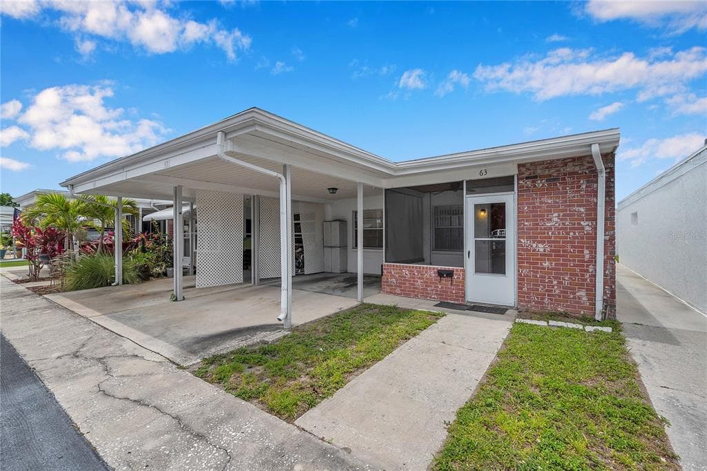 13940 ANONA HEIGHTS DRIVE UNIT 63 LARGO, FL 33774