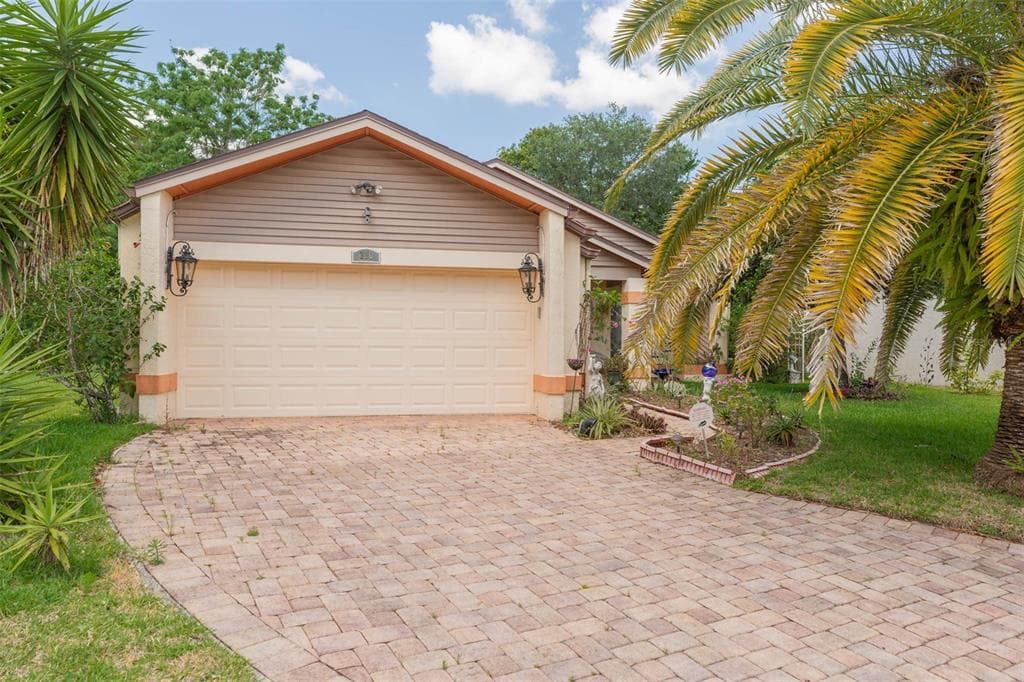 310 BLUE JACKET LANE ORLANDO, FL 32825