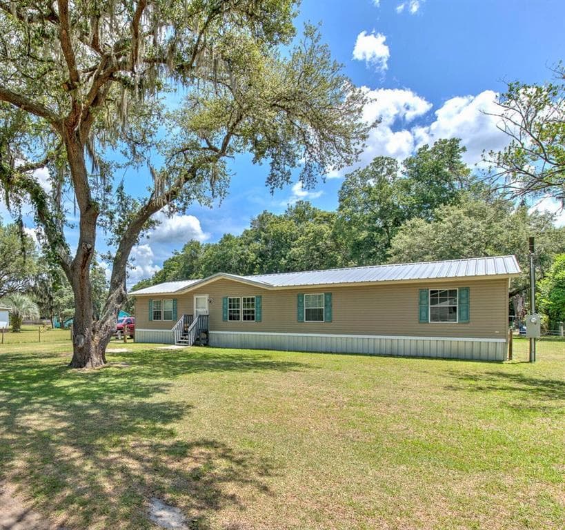 4528 THORNTON DRIVE ZEPHYRHILLS, FL 33542
