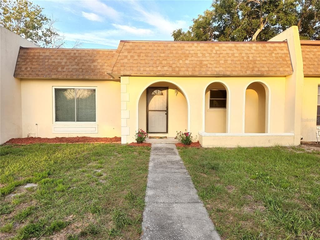 9989 85TH STREET SEMINOLE, FL 33777