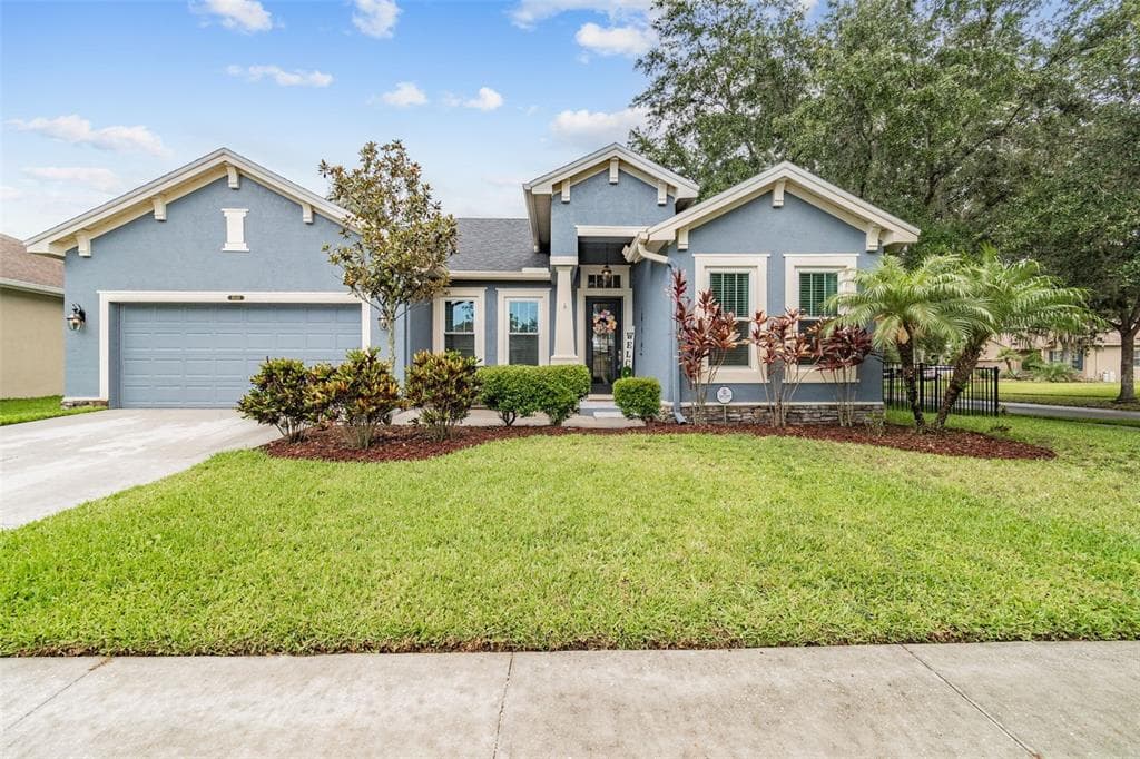 8948 HANDEL LOOP LAND O LAKES, FL 34637
