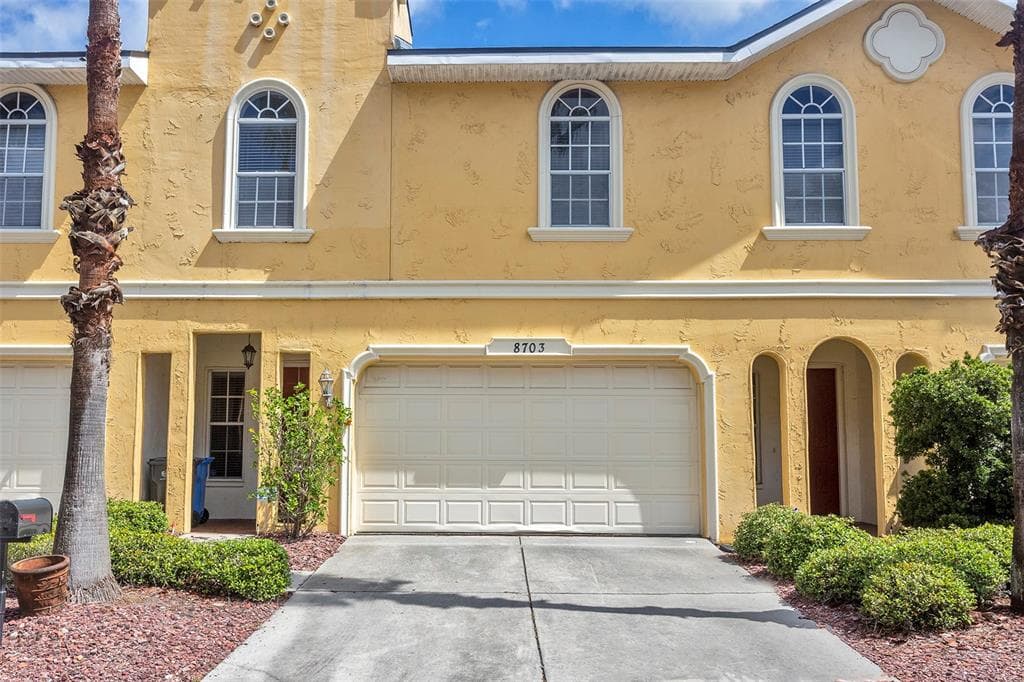 8703 JASMEEN GARDEN COURT TAMPA, FL 33615