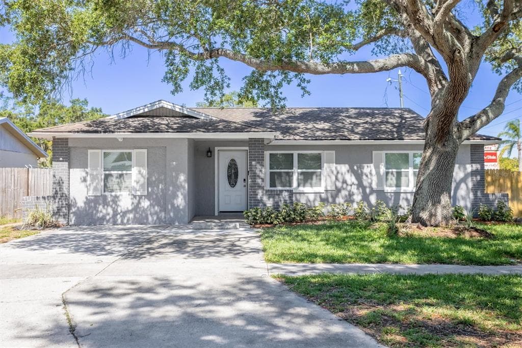 10196 64TH WAY N PINELLAS PARK, FL 33782