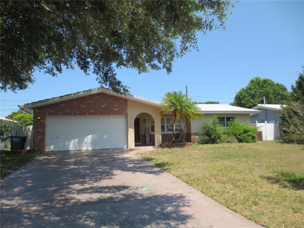 2307 TUDOR LN CLEARWATER, FL 33763