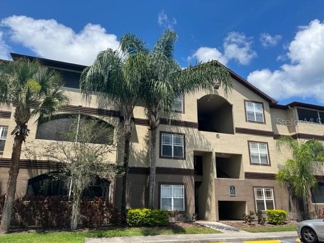 6206 AVIGNON COURT UNIT 102