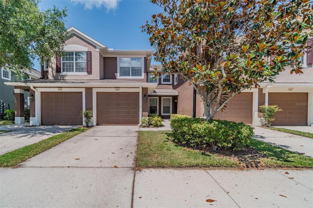 2240 KINGS PALACE DRIVE RIVERVIEW, FL 33578
