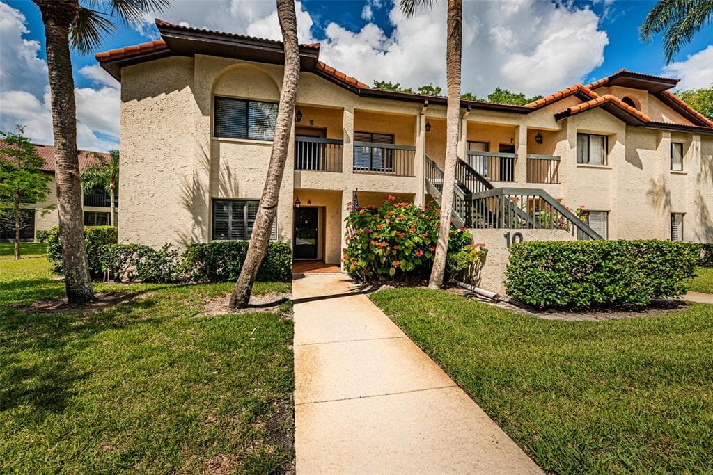 1801 E LAKE ROAD UNIT 10E PALM HARBOR, FL 34685