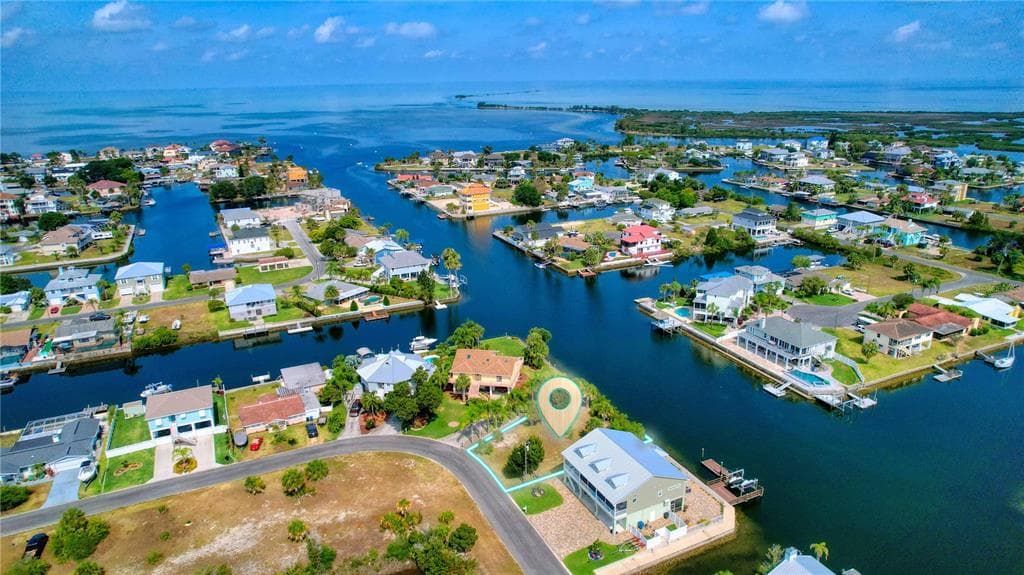 4333 BISCAYNE DRIVE HERNANDO BEACH, FL 34607