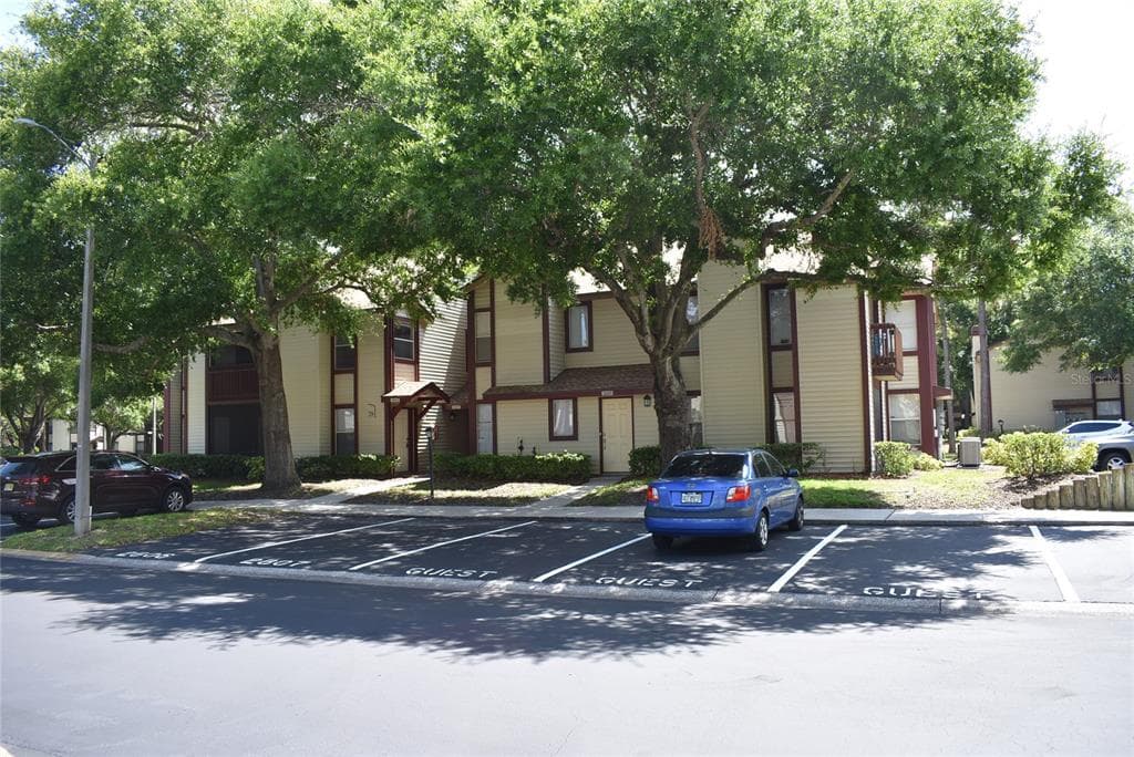 1693 HAMPTON LANE UNIT 2807