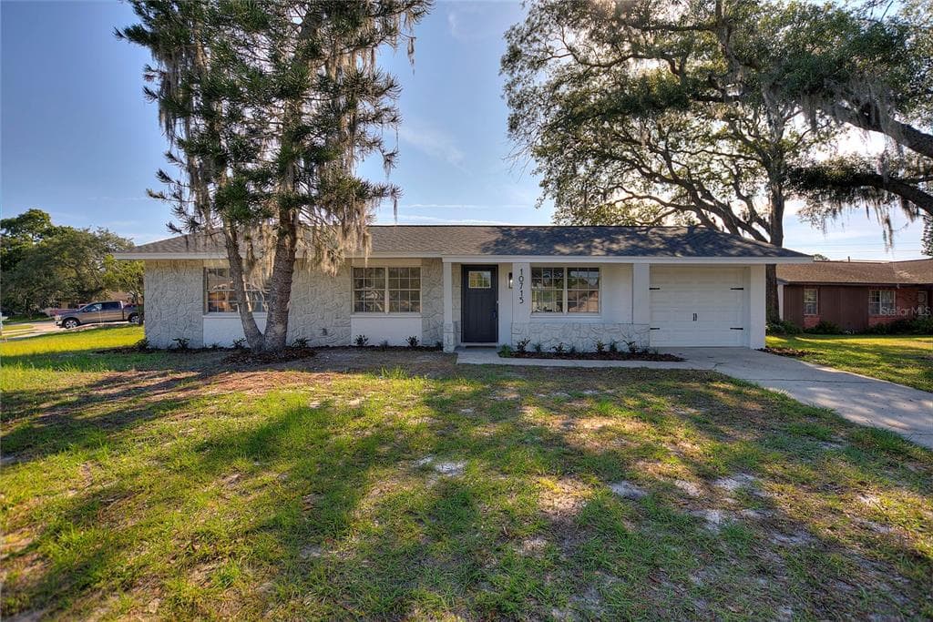 10715 RANGEVIEW PLACE TAMPA, FL 33625