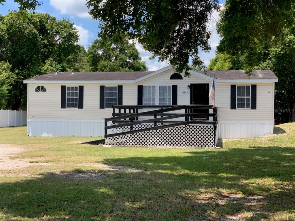 6721 FORESTVIEW LANE LAKELAND, FL 33811