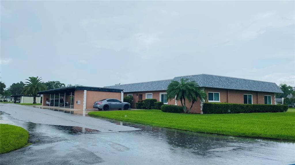 9609 MIDIRON COURT UNIT 1 NEW PORT RICHEY, FL 34655
