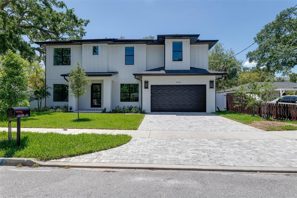 4304 W PALMIRA AVENUE TAMPA, FL 33629