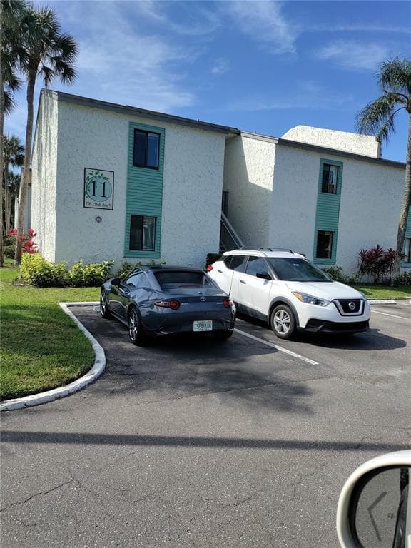 776 116TH AVENUE N UNIT 1109 ST PETERSBURG, FL 33716