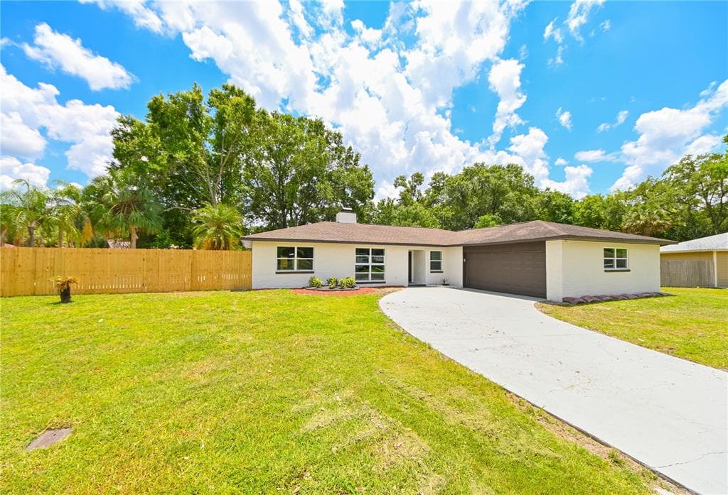 26760 HICKORY LOOP LUTZ, FL 33559