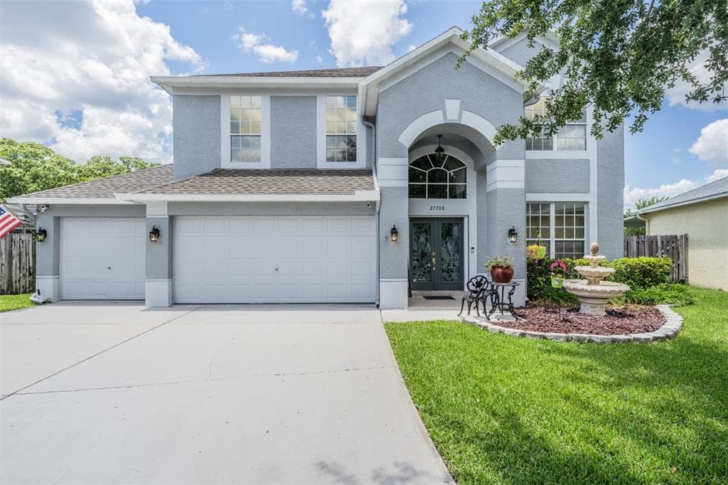 27708 SKY LAKE CIRCLE WESLEY CHAPEL, FL 33544