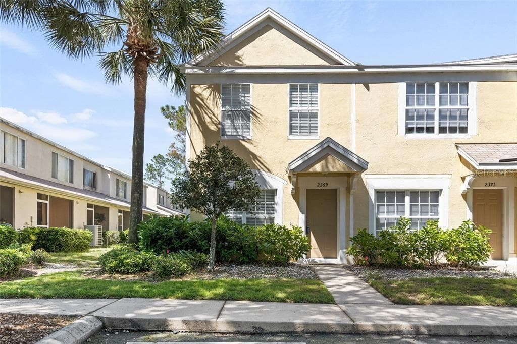 2369 LAKE WOODBERRY CIRCLE BRANDON, FL 33510