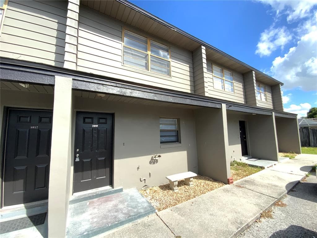 1055 SPIRIT LAKE ROAD WINTER HAVEN, FL 33880