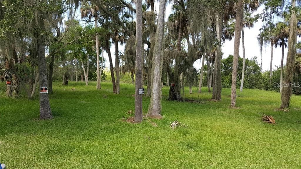 5400 TROPICAL WOODS COURT PORT RICHEY, FL 34668