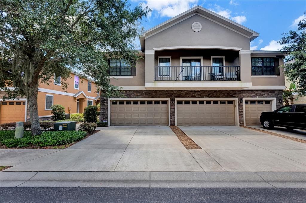 16609 KINGLETRIDGE AVENUE LITHIA, FL 33547