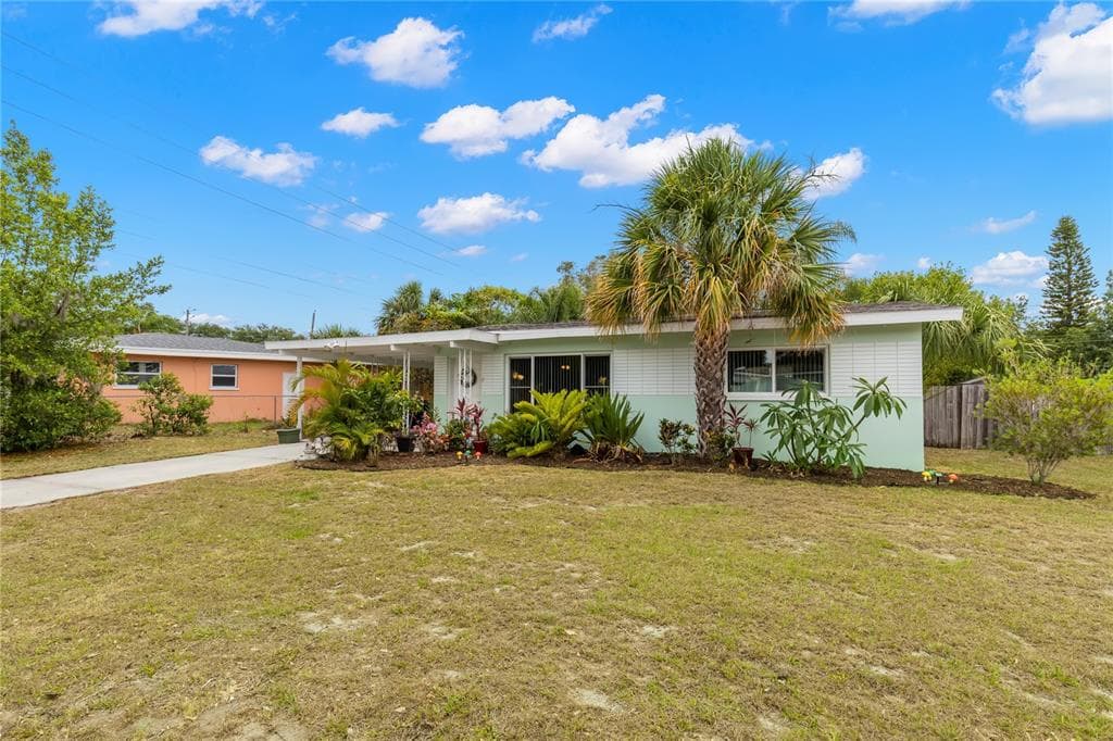 610 RICHMOND STREET DUNEDIN, FL 34698