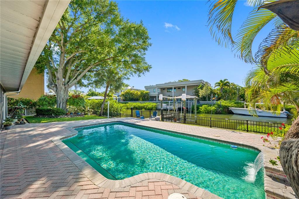 19 W SPANISH MAIN STREET TAMPA, FL 33609