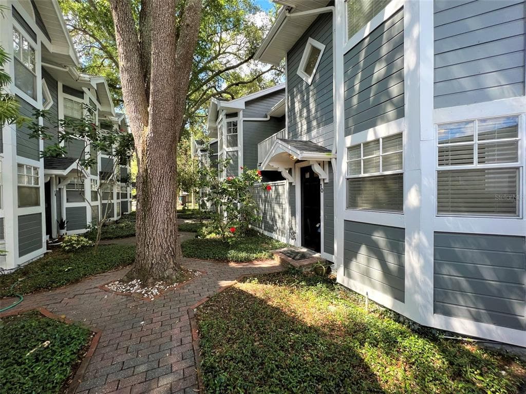 506 S WILLOW AVENUE UNIT 10 TAMPA, FL 33606