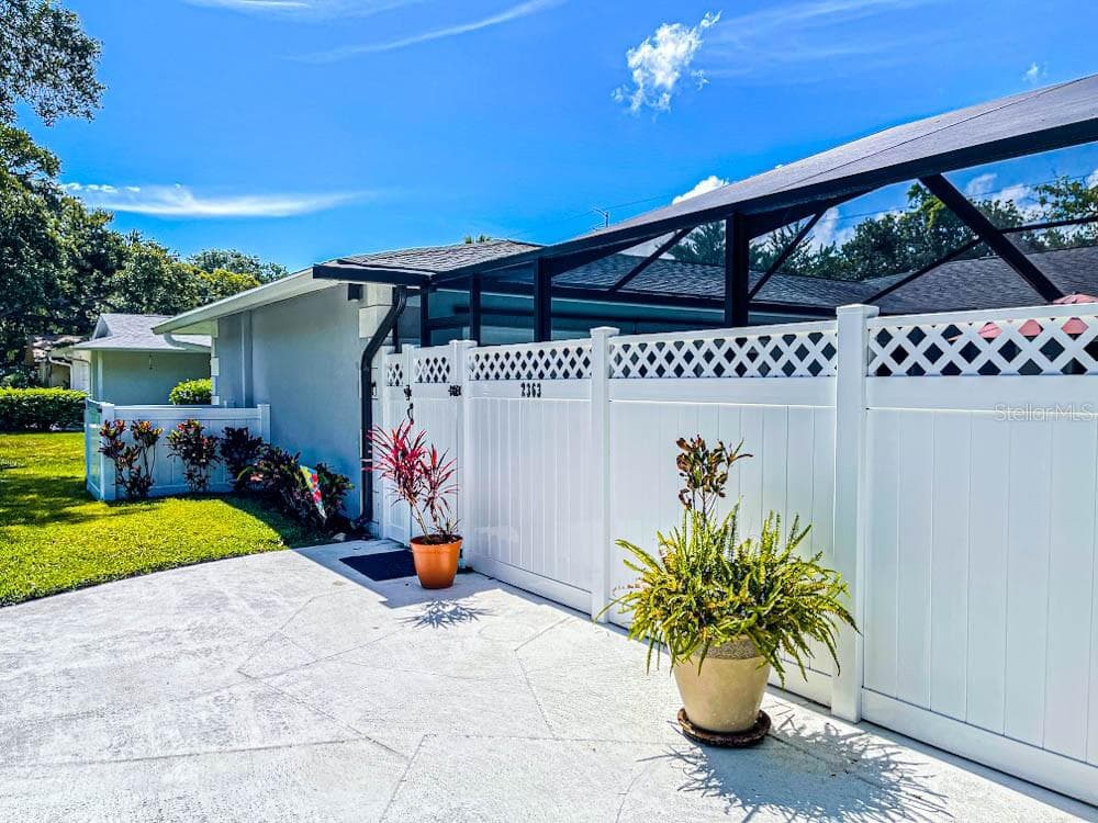 2363 PINELAND LANE CLEARWATER, FL 33763
