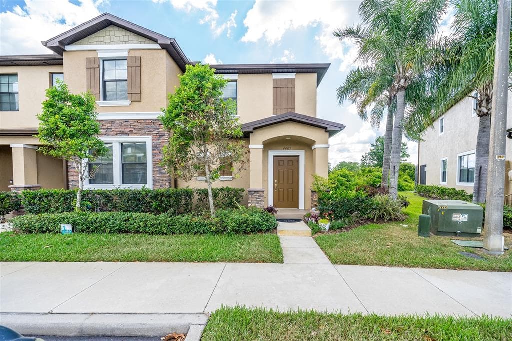 4409 FENNWOOD COURT WESLEY CHAPEL, FL 33543